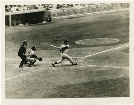 Mickey Mantle Swinging the Bat Vintage Wire Photo Collection of (4)   